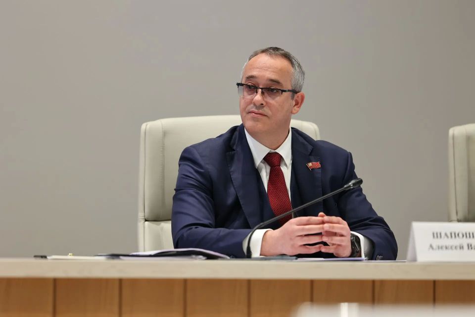 Алексей Шапошников: На заседании совета законодателей Центрального федерального округа Совета при полномочном представителе Президента Российской Федерации в Центральном федеральном округе подвели итоги работы за 2022–2026... Алексей Шапошников: На заседании совета законодателей Центрального федерального округа Совета при полномочном представителе Президента Российской Федерации в Центральном федеральном округе подвели итоги работы за 2022–2026...