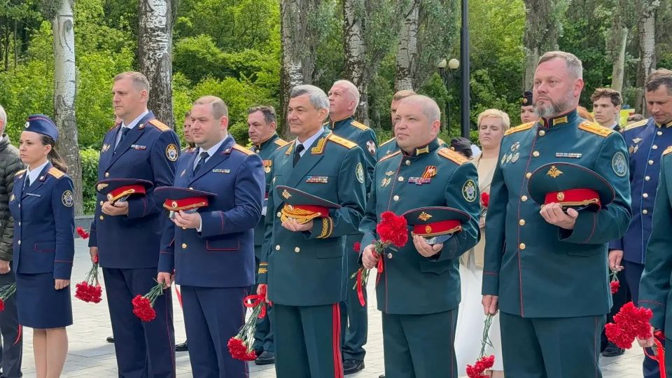 В Москве офицеры СК приняли участие в церемонии клятвы кадет В Москве офицеры СК приняли участие в церемонии клятвы кадет
