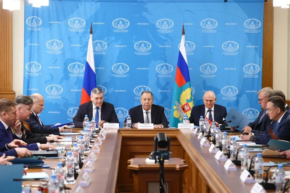 26 мая в Москве под председательством Министра иностранных дел Российской Федерации С.В.Лаврова состоялось 6-е заседание Межведомственной комиссии по прикаспийскому сотрудничеству с участием представителей федеральных...
