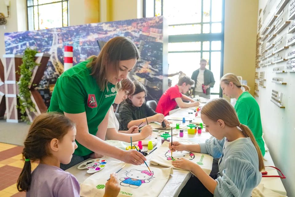 С выставки-пристройства в семьи москвичей отправились питомцы из городских приютов С выставки-пристройства в семьи москвичей отправились питомцы из городских приютов