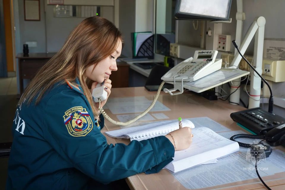 Какую информацию нужно сообщить диспетчеру службы спасения