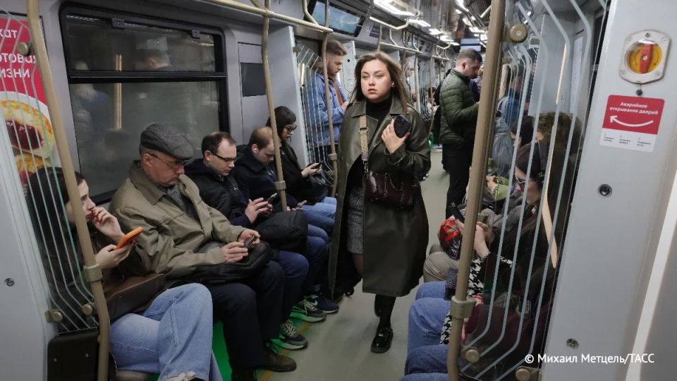 Средняя длина поездки в московском метро составляет 24 минуты