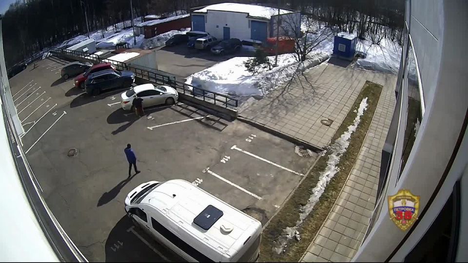 Жительница Подмосковья решила преодолеть финансовые трудности за счет работодателя