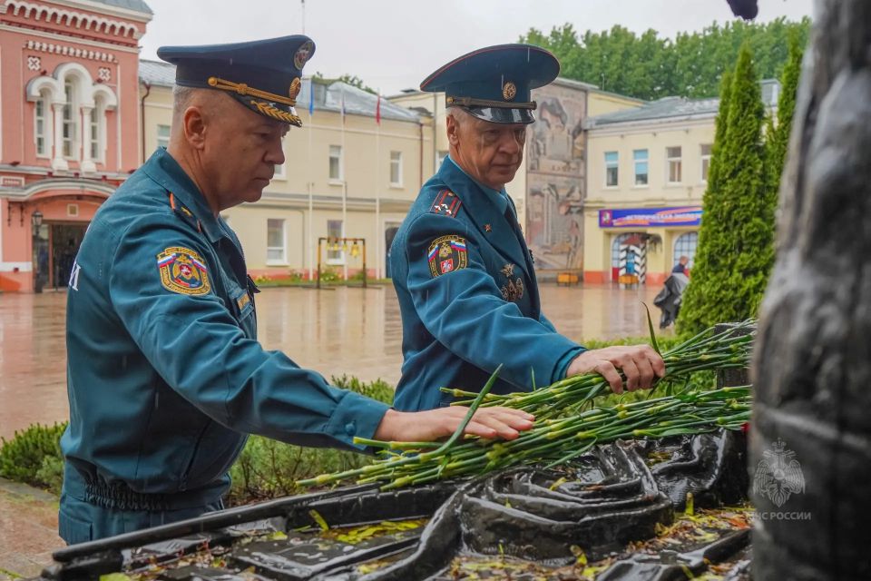 В Главном управлении МЧС России по г. Москве отметили День образования столичной пожарной охраны В Главном управлении МЧС России по г. Москве отметили День образования столичной пожарной охраны