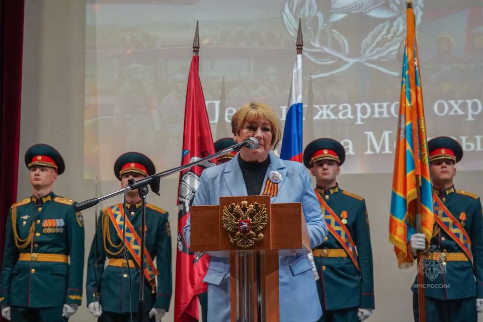 В Главном управлении МЧС России по г. Москве отметили День образования столичной пожарной охраны В Главном управлении МЧС России по г. Москве отметили День образования столичной пожарной охраны
