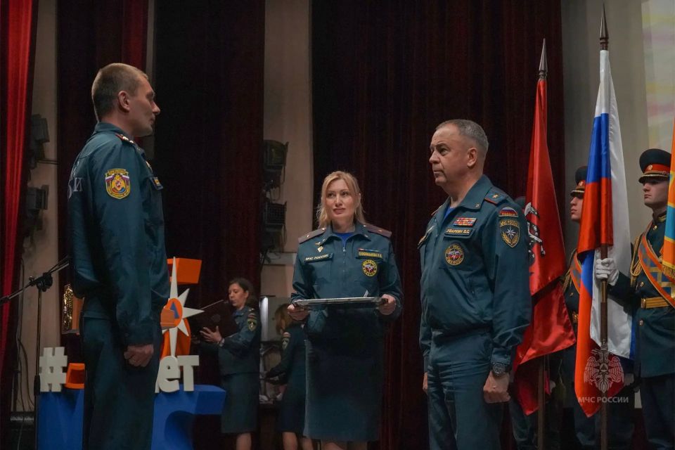 В Главном управлении МЧС России по г. Москве отметили День образования столичной пожарной охраны В Главном управлении МЧС России по г. Москве отметили День образования столичной пожарной охраны