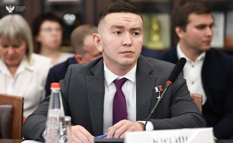 Меры укрепления российских духовно-нравственных ценностей среди молодёжи обсудили в Москве Меры укрепления российских духовно-нравственных ценностей среди молодёжи обсудили в Москве
