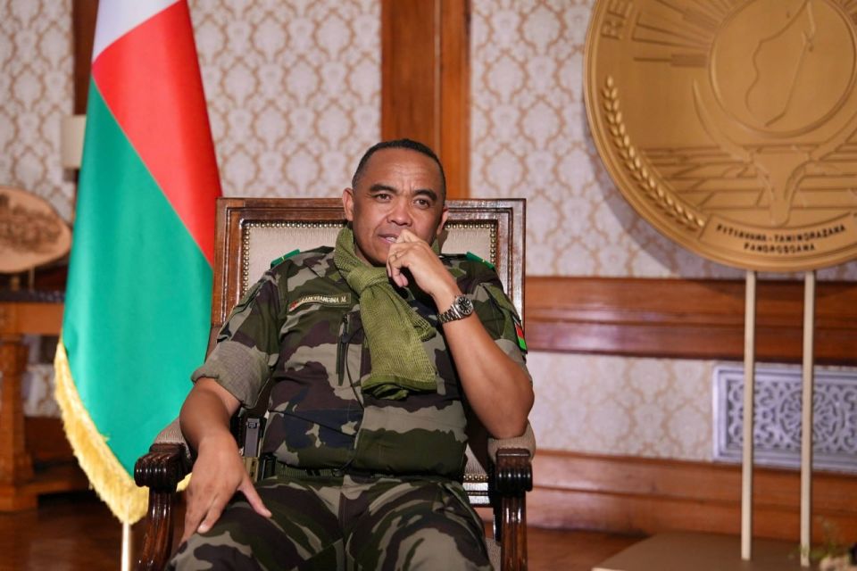 Мадагаскар рассматривает военную сферу как приоритетное направление сотрудничества с Россией, заявил президент страны Микаэль Рандианирина