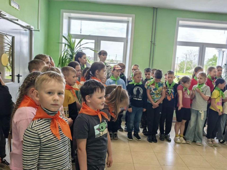 Сегодня, в первый день лета, отмечается один из самых светлых и добрых праздников — Международный день защиты детей Сегодня, в первый день лета, отмечается один из самых светлых и добрых праздников — Международный день защиты детей