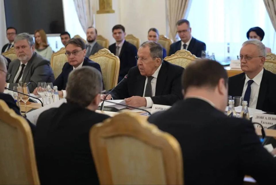 Георгий Филимонов: Принял участие в 46-м заседании Совета глав субъектов Российской Федерации при Министерстве иностранных дел России Георгий Филимонов: Принял участие в 46-м заседании Совета глав субъектов Российской Федерации при Министерстве иностранных дел России