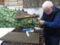 Волонтеры из Москвы изготовили 34 маскировочные сети, 25 носилок и 23 сидушки-пятиточечника для бойцов