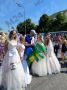 Прийти на Красочный забег в свадебном платье, чтобы найти там мужа