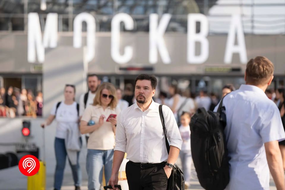 Более 248 тыс. пассажиров прошли через обновленный Ленинградский вокзал за неделю ПМЭФ Более 248 тыс. пассажиров прошли через обновленный Ленинградский вокзал за неделю ПМЭФ