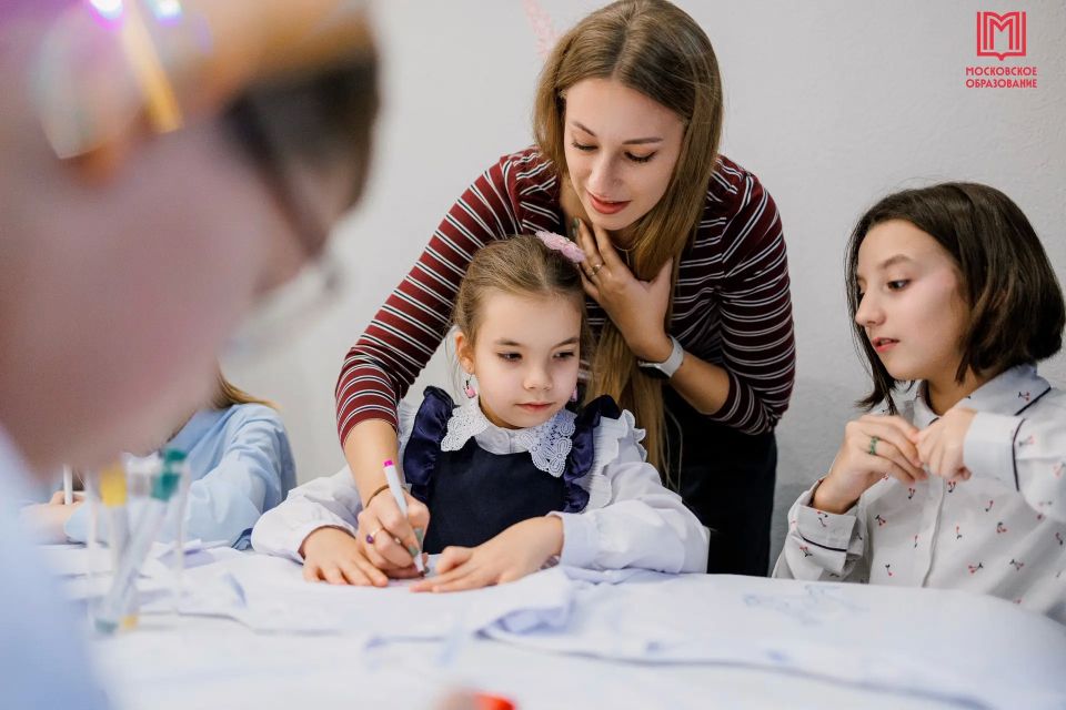 Молодёжь выбирает социальную сферу Молодёжь выбирает социальную сферу
