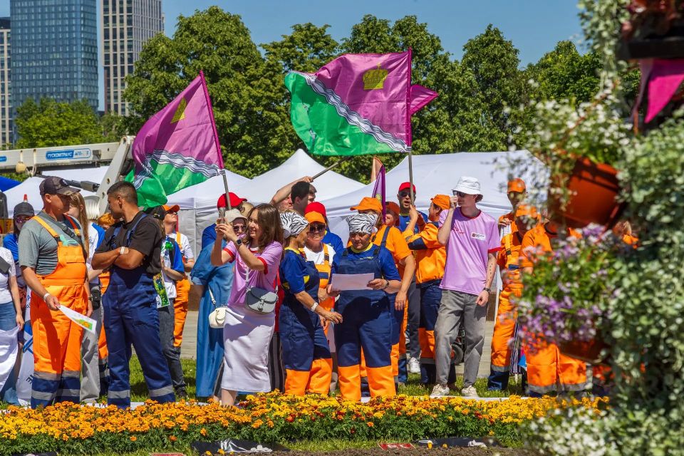 В Москве выбрали лучших озеленителей В Парке Победы прошёл финал ежегодного городского конкурса «Московские мастера» В Москве выбрали лучших озеленителей В Парке Победы прошёл финал ежегодного городского конкурса «Московские мастера»