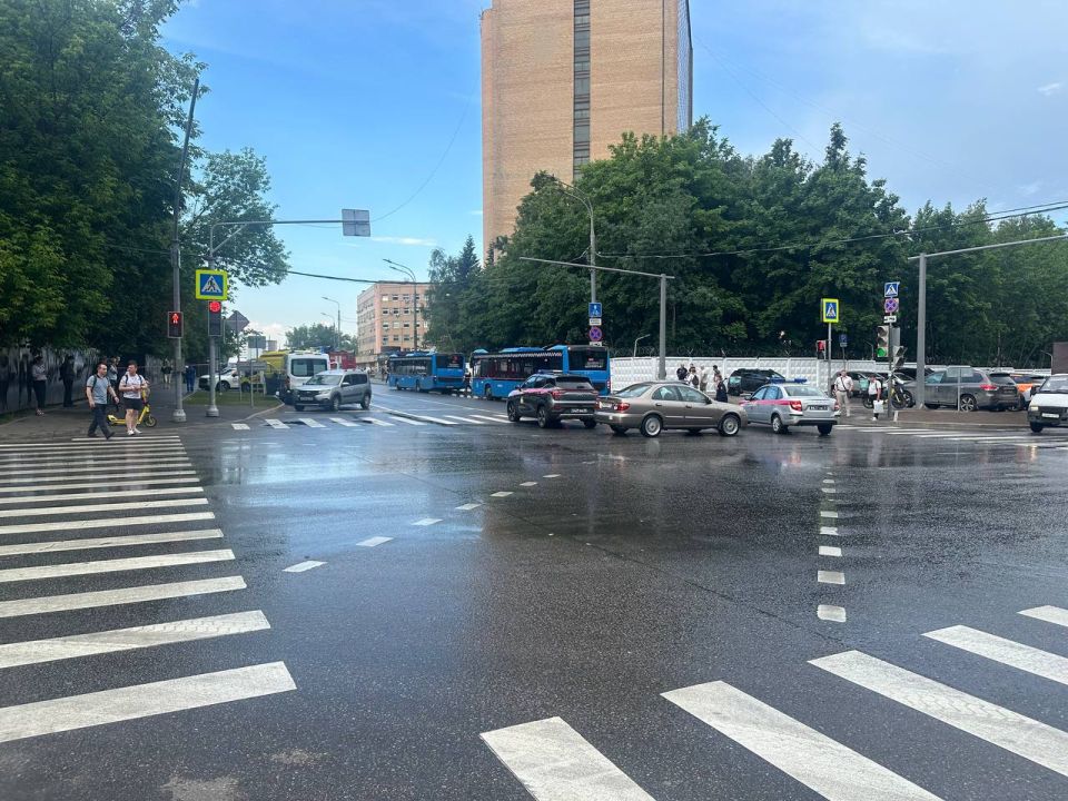 Подорванный в Коньково автомобиль принадлежит сотруднику научно-производственного предприятия Подорванный в Коньково автомобиль принадлежит сотруднику научно-производственного предприятия
