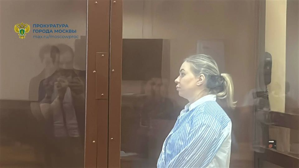 Участница организованной группы мошенников 38-летняя Анна Суханкина приговорена к 4 годам колонии общего режима