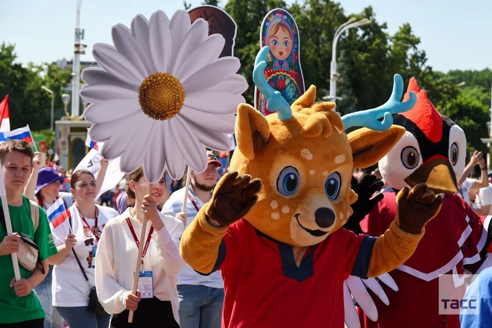 Международный туристический форум "Путешествуй!" стартовал 10 июня на ВДНХ в Москве Международный туристический форум "Путешествуй!" стартовал 10 июня на ВДНХ в Москве