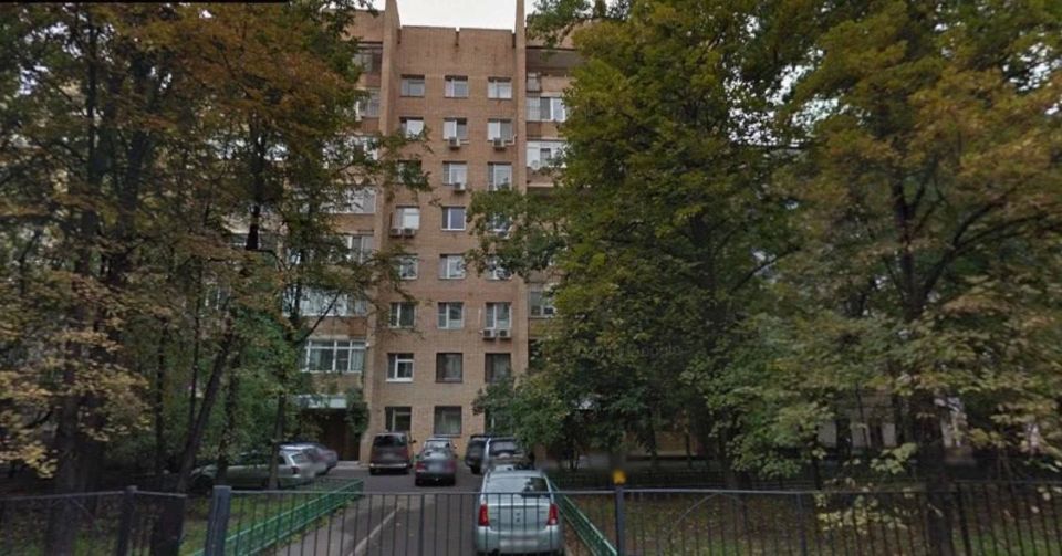 Гарри Каспарову* запретили продавать квартиру в центре Москвы — жильё стоимостью около 176 млн рублей могут взыскать из-за долгов по штрафам за нарушение законодательства об иноагентах Гарри Каспарову* запретили продавать квартиру в центре Москвы — жильё стоимостью около 176 млн рублей могут взыскать из-за долгов по штрафам за нарушение законодательства об иноагентах
