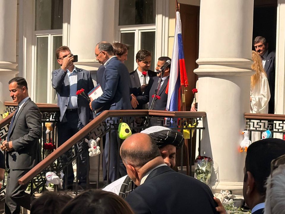 Сила - в единстве!. В Посольстве Государства Палестина прошла акция в поддержку палестинского народа, защиты христианских и исламских святынь, а также процветания России Сила - в единстве!. В Посольстве Государства Палестина прошла акция в поддержку палестинского народа, защиты христианских и исламских святынь, а также процветания России