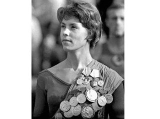 #СпортОбъединяет. Лариса Латынина — самая титулованная гимнастка в истории Олимпийских игр #СпортОбъединяет. Лариса Латынина — самая титулованная гимнастка в истории Олимпийских игр