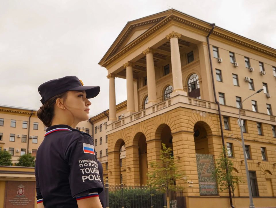 В рамках акции «Моя полиция – моя Россия» сегодня делимся с вами фотографией, которая участвовала в конкурсе от Москвы в 2024 году