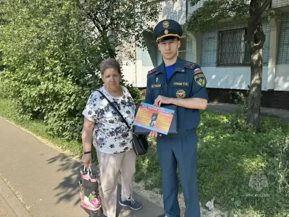 Сотрудники МЧС России продолжают проведение профилактических рейдов Сотрудники МЧС России продолжают проведение профилактических рейдов