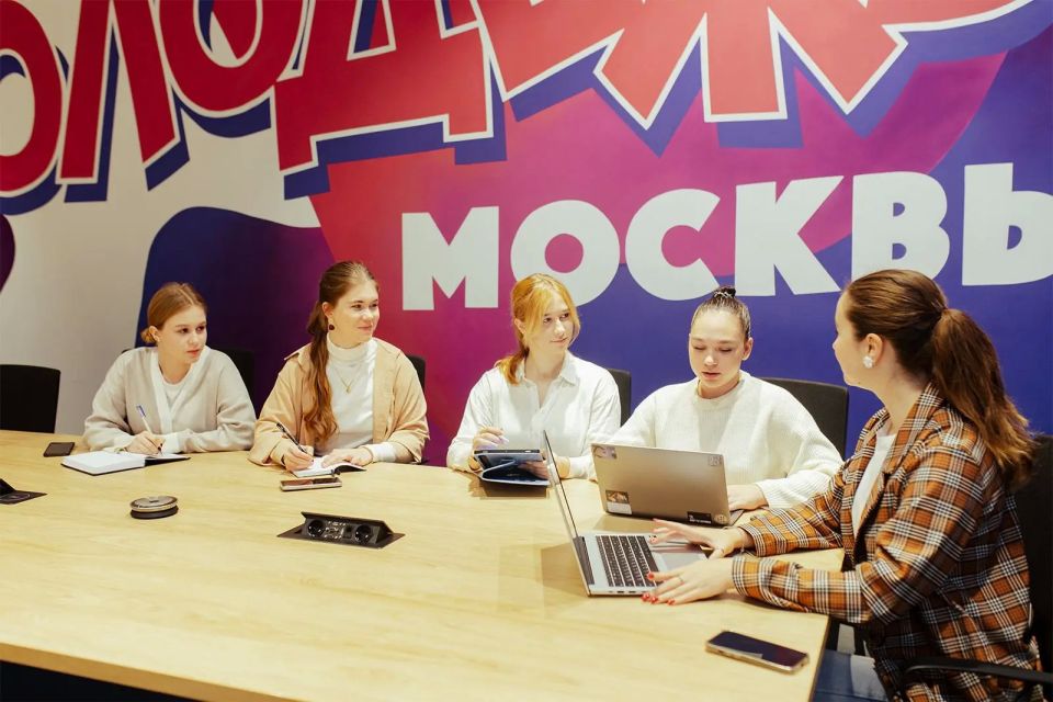 Столичных студентов приглашают стать амбассадорами проекта «Молодежь Москвы» Столичных студентов приглашают стать амбассадорами проекта «Молодежь Москвы»