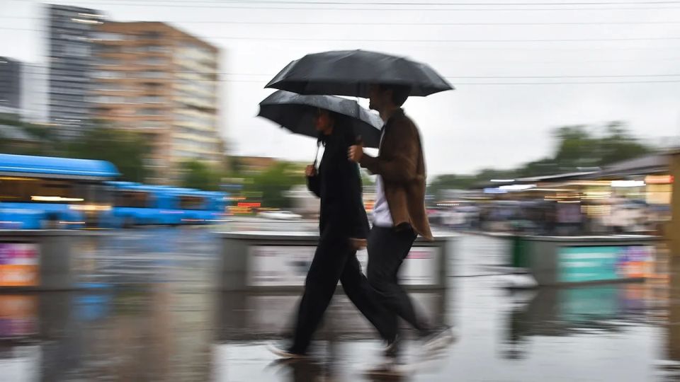 Москву сегодня затопит: ожидаются ливни интенсивностью до 13 литров дождевой воды на метр площади