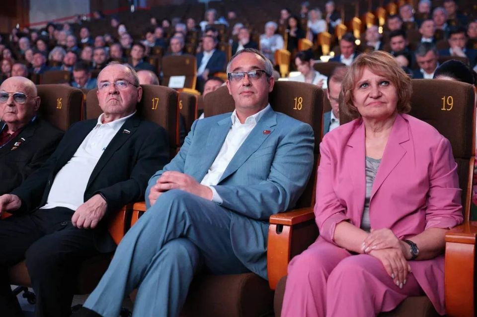 Алексей Шапошников: Московская «Единая Россия» сформировала делегацию на 23-й Съезд партии Алексей Шапошников: Московская «Единая Россия» сформировала делегацию на 23-й Съезд партии