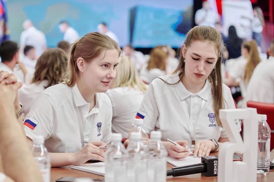 В «Сенеже» стартовал Всероссийский форум молодых специалистов уголовно-исполнительной системы «Лидер – 2026» В «Сенеже» стартовал Всероссийский форум молодых специалистов уголовно-исполнительной системы «Лидер – 2026»
