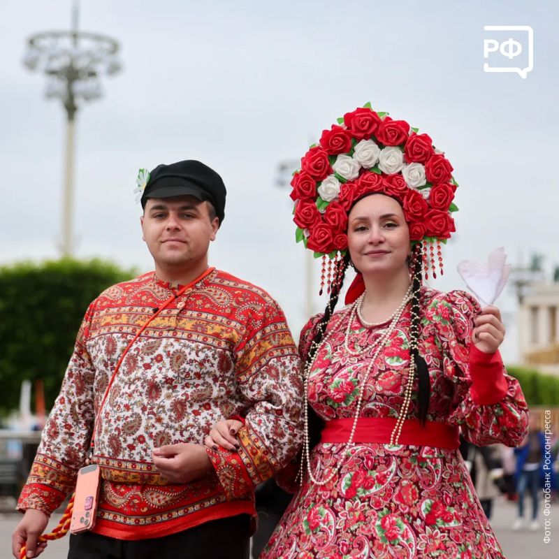 Загадка: быстро растущая отрасль экономики, инструмент мягкой силы, а главное — полезное и приятное времяпрепровождение Загадка: быстро растущая отрасль экономики, инструмент мягкой силы, а главное — полезное и приятное времяпрепровождение