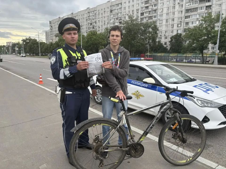 Госавтоинспекция Москвы напомнила пользователям средств индивидуальной мобильности о соблюдении ПДД Госавтоинспекция Москвы напомнила пользователям средств индивидуальной мобильности о соблюдении ПДД