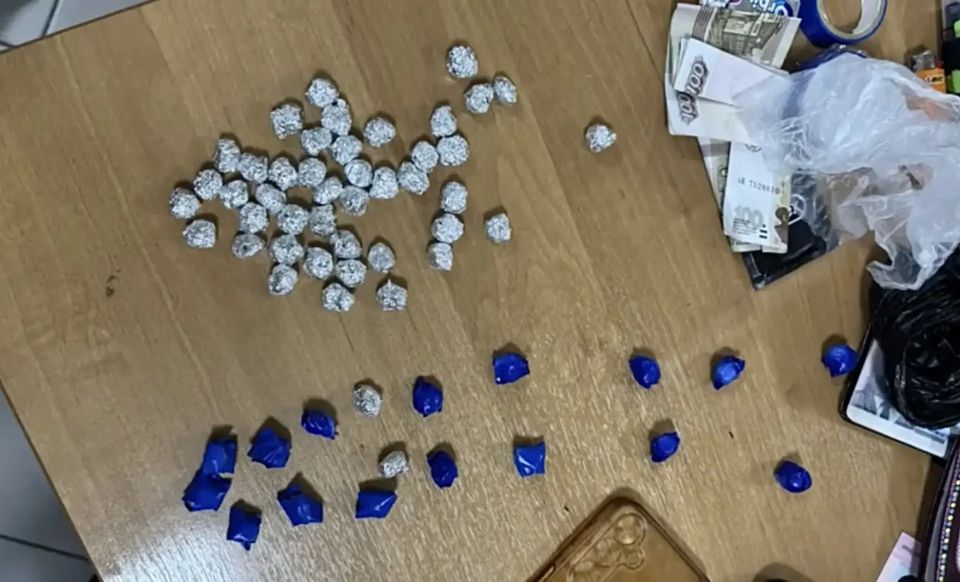 Сбыт через тайники: полицейские столицы пресекли деятельность наркозакладчика в районе Митино