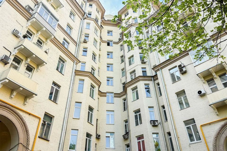 40 домов на Кутузовском проспекте #ЗАО отремонтировали в рамказ региональной программы капитального ремонта многоквартирных домов В 2024 году работы прошли в доме 35 40 домов на Кутузовском проспекте #ЗАО отремонтировали в рамказ региональной программы капитального ремонта многоквартирных домов В 2024 году работы прошли в доме 35