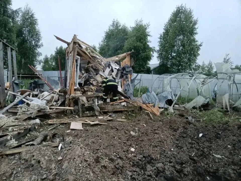 В подмосковном Жуковском БПЛА попал в многоквартирный дом на улице Гагарина В подмосковном Жуковском БПЛА попал в многоквартирный дом на улице Гагарина