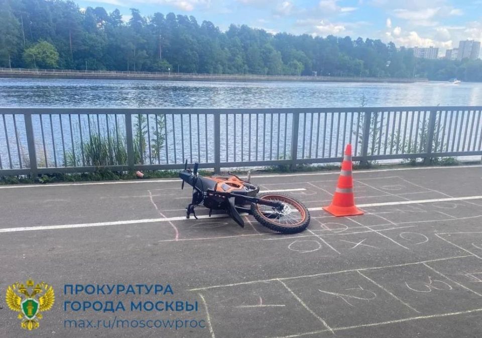 Прокуратура Северного административного округа контролирует установление обстоятельств дорожной аварии, в результате которой пострадал малолетний ребенок