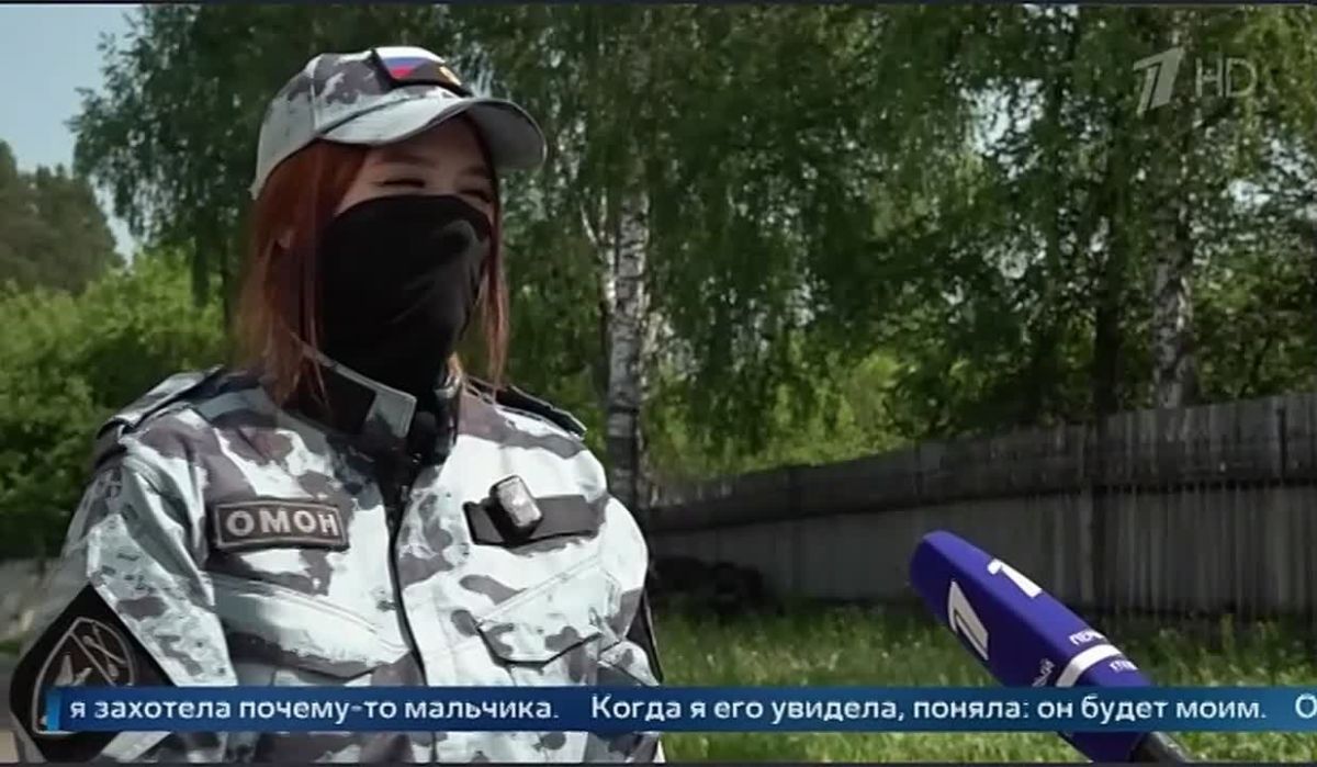 Съёмочная группа программы «Новости» «Первого канала» познакомилась с работой кинологов столичного главка Росгвардии