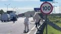Человек погиб в ДТП с грузовиком на 40-м километре МКАД в Москве