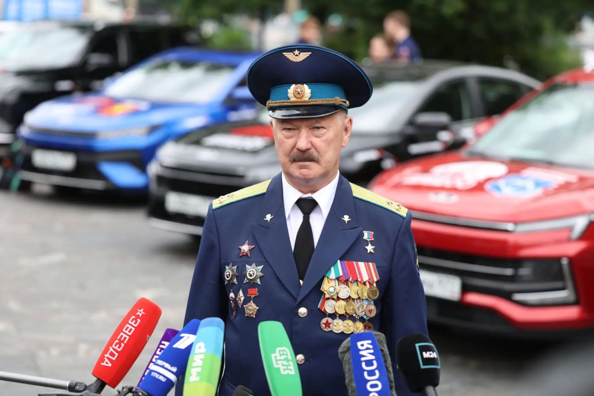 «Мы хотим от имени современного поколения сказать слова благодарности всем, кто бережно хранит память о Великой Отечественной войне, ухаживает за воинскими захоронениями, памятниками и памятными знаками