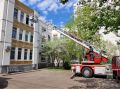 #БудниМЧС. . Сотрудники пожарно-спасательных подразделений Управления по СЗАО ГУ МЧС России по г. Москве провели пожарно-тактическое учение в здании ГБУ «Мой семейный центр «Согласие»