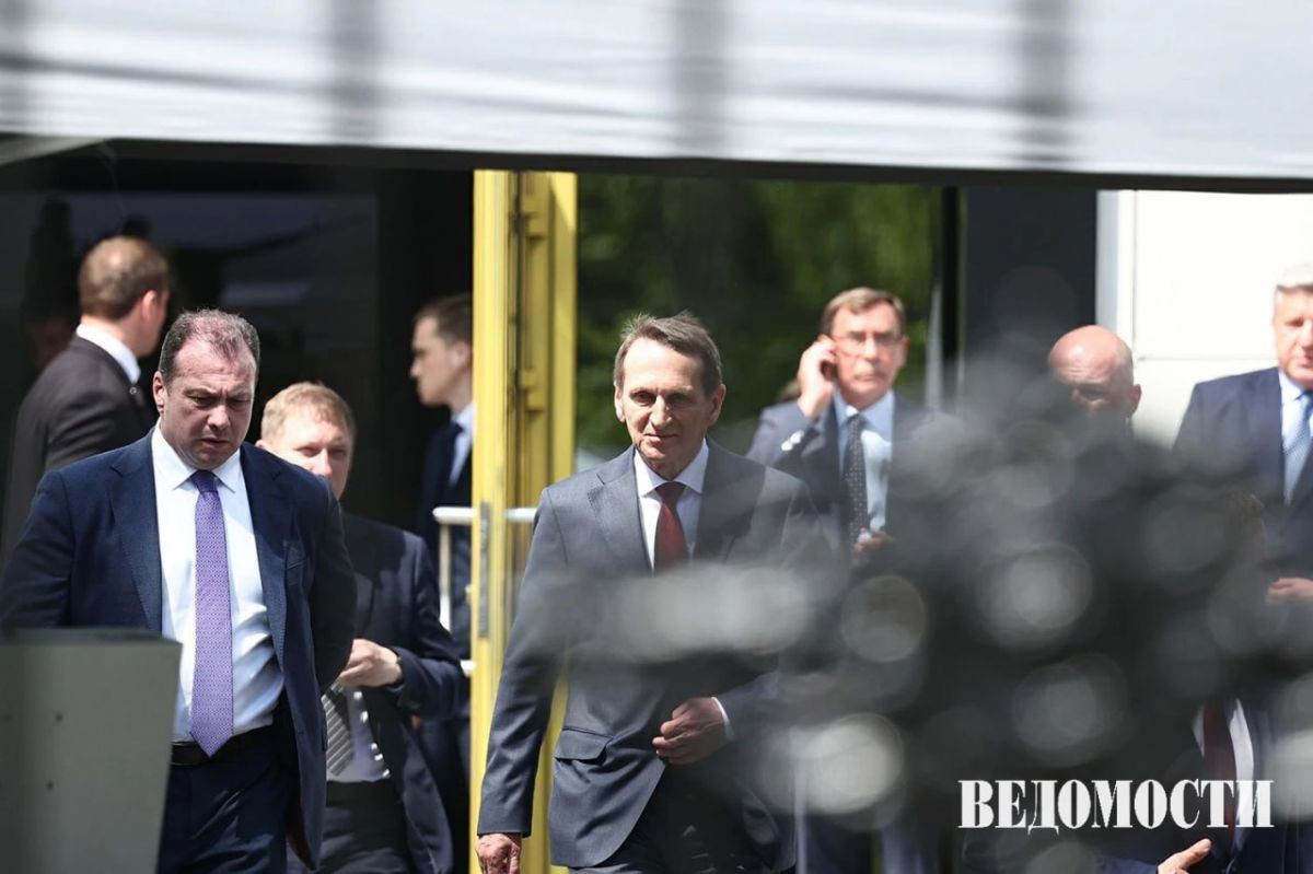 30 июня в Центральной клинической больнице Москвы прошло прощание с Сергеем Ивановым – бывшим министром обороны РФ, экс-руководителем АП и почетным президентом баскетбольной Единой лиги ВТБ 30 июня в Центральной клинической больнице Москвы прошло прощание с Сергеем Ивановым – бывшим министром обороны РФ, экс-руководителем АП и почетным президентом баскетбольной Единой лиги ВТБ