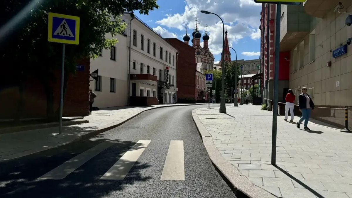 В Таганском районе завершили ремонт улицы Высоцкого