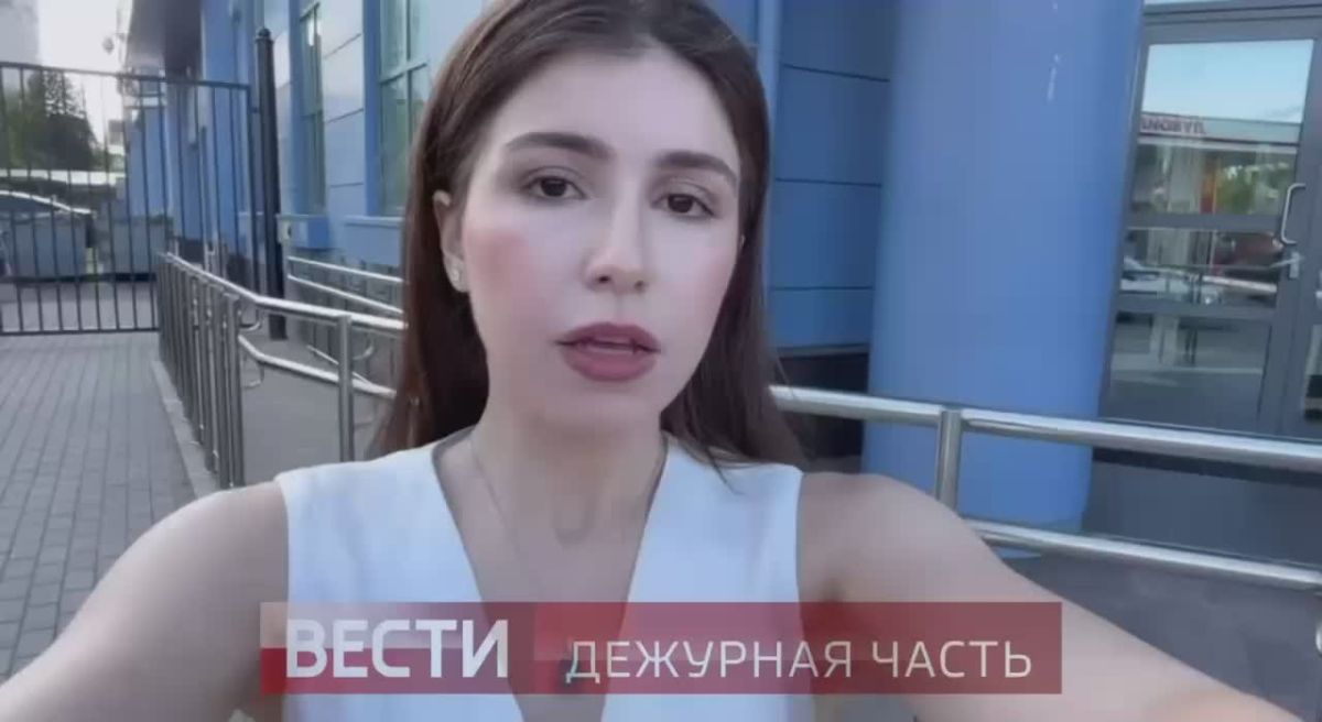 Корреспондент Дежурной части Евгения Ишханян с подробностями ареста в Басманном суде двух автоподставщиков, напавших накануне на полицейского в Москве