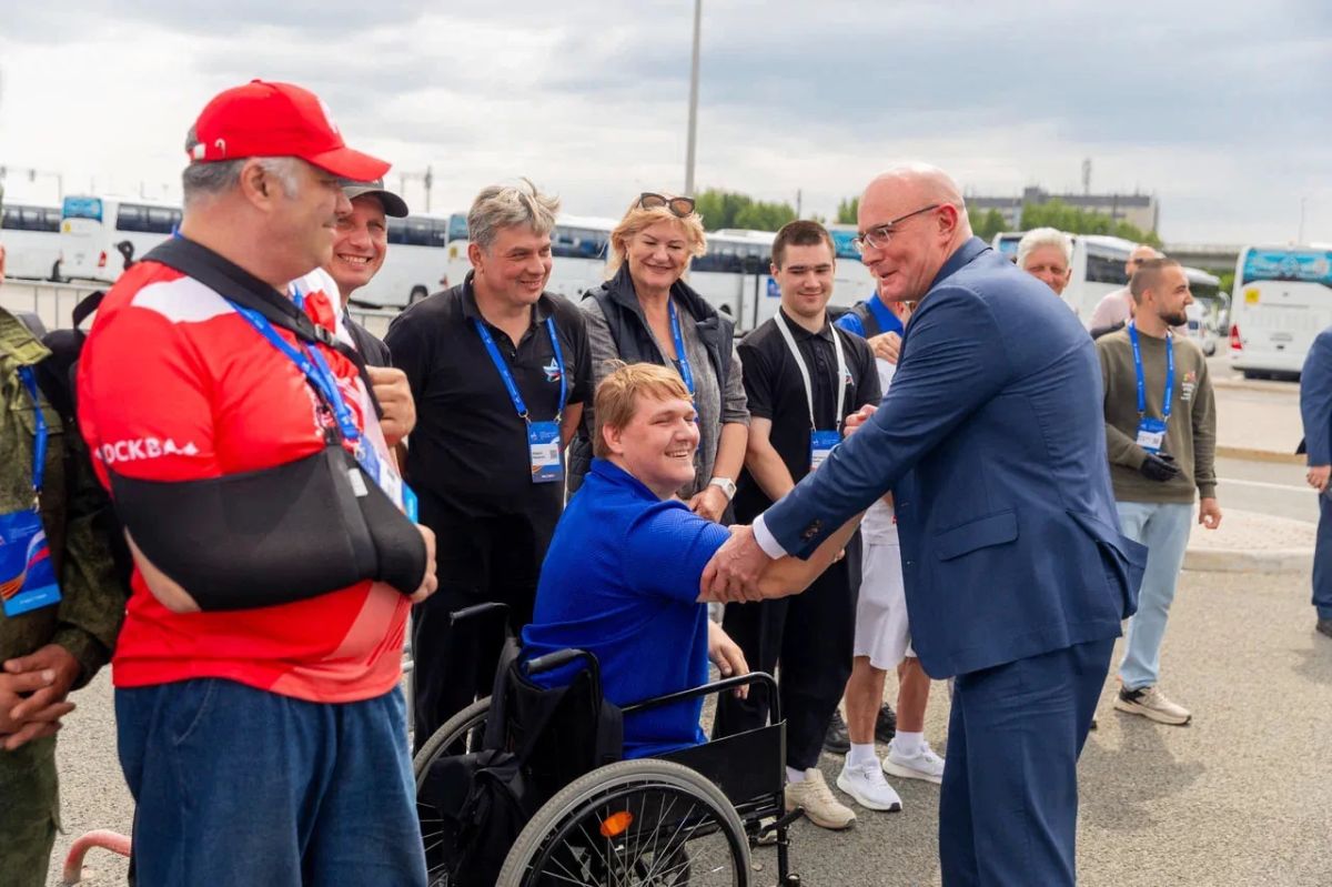 Соревновательные и выставочные площадки Чемпионата по профессиональному мастерству среди участников СВО в Казани осмотрели глава фонда "Защитники Отечества" Анна Цивилева и зампредседателя Правительства РФ Дмитрий Чернышенко Соревновательные и выставочные площадки Чемпионата по профессиональному мастерству среди участников СВО в Казани осмотрели глава фонда "Защитники Отечества" Анна Цивилева и зампредседателя Правительства РФ Дмитрий Чернышенко