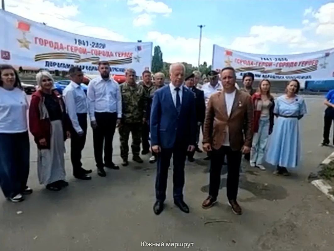 Алексей Шапошников: Ситуационный центр марафона «Города-герои – города Героев» продолжает работу в Мосгордуме Алексей Шапошников: Ситуационный центр марафона «Города-герои – города Героев» продолжает работу в Мосгордуме