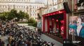 В июне на площадках Международного открытого фестиваля "Театральный бульвар" выступили более 100 коллективов из Москвы и регионов нашей страны