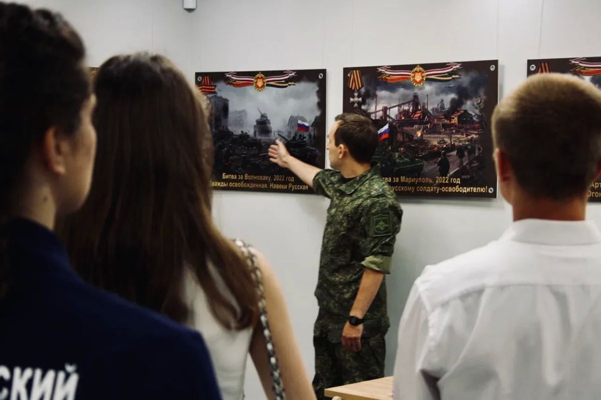 Сергей Ладочкин о выставке «Искусство на передовой»