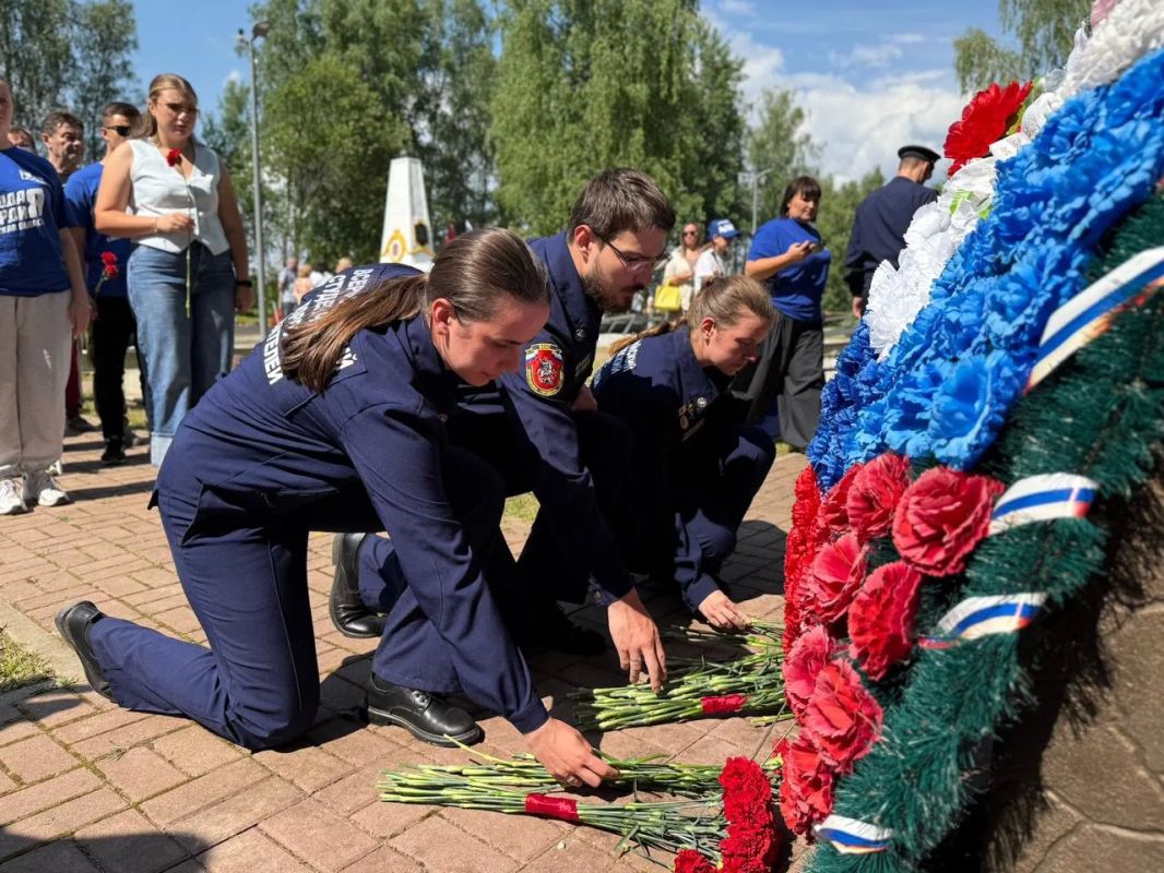 Алексей Шапошников: Следующая точка западного маршрута марафона «Города-герои – города Героев» – Поле воинской славы 1812 и 1941 годов – высота «Длинная» Алексей Шапошников: Следующая точка западного маршрута марафона «Города-герои – города Героев» – Поле воинской славы 1812 и 1941 годов – высота «Длинная»