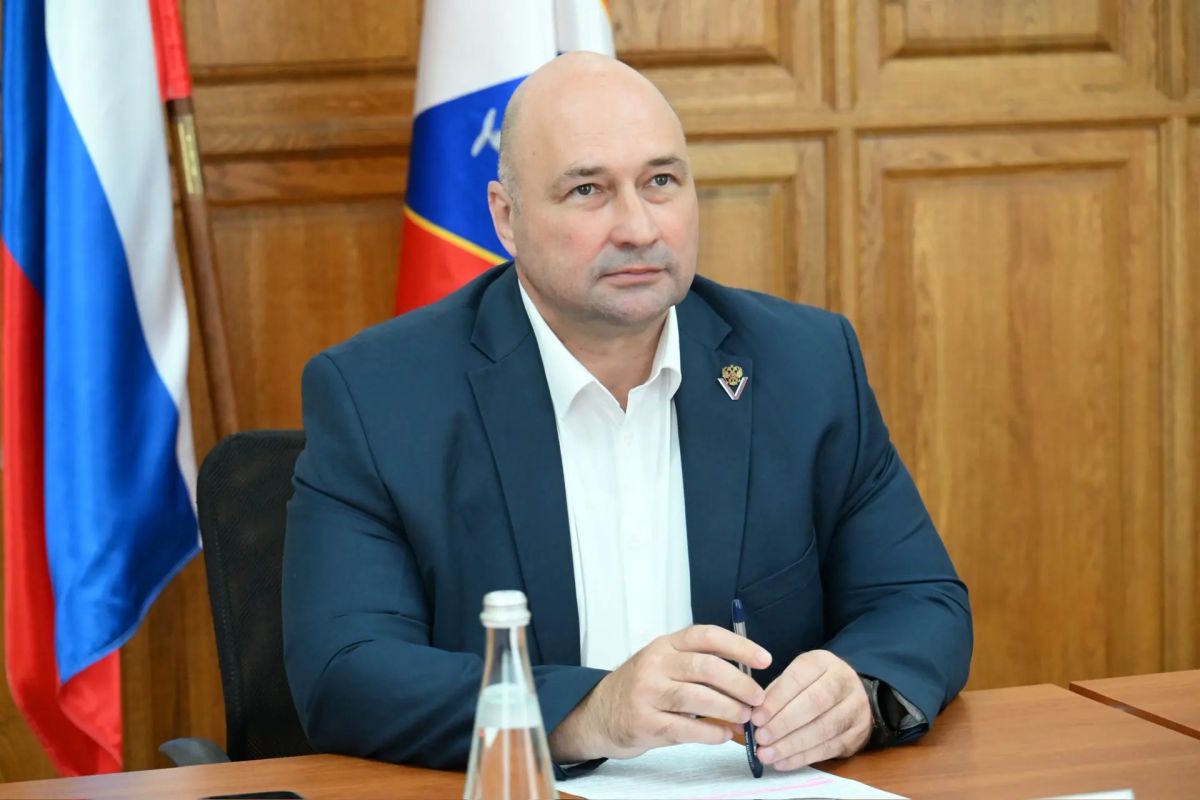 Алексей Шапошников: Общая память городов-героев – это память о массовом героизме, стойкости людей и силе страны, которая выстояла в самые тяжёлые годы Алексей Шапошников: Общая память городов-героев – это память о массовом героизме, стойкости людей и силе страны, которая выстояла в самые тяжёлые годы